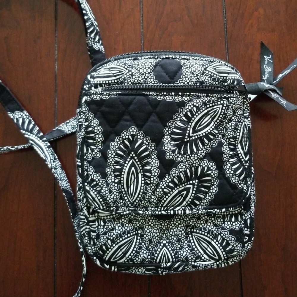 Vera Bradley small crossbody